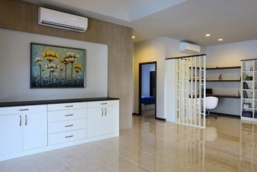 image 10 GPPH0129 Luxury 4 bedroom house for sale in East Pattaya